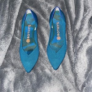 Rothy’s size 8. Retired color.